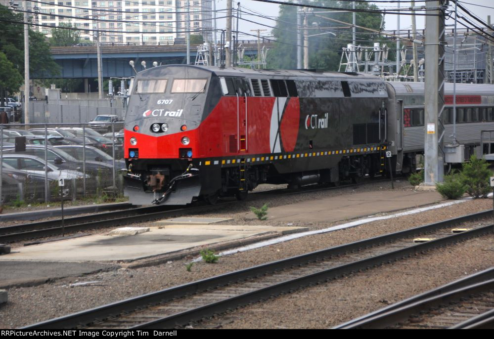 CDOT 6707 departs for Hartford